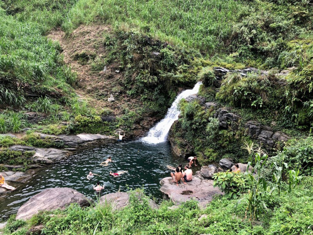 Du Gia waterfall, things to see on the Ha Giang Loop